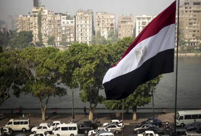 تضخم مرتفع وتغيير وزاري "وارد" في مصر