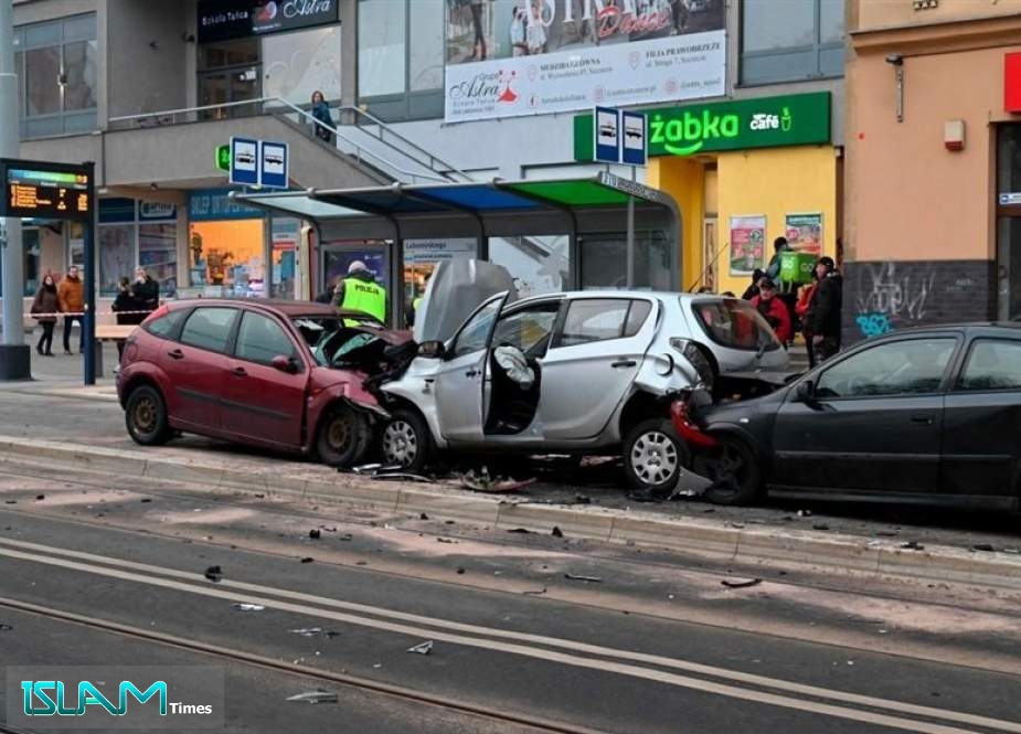 17 Injured As Car Drives into Crowd in Polish City of Szczecin