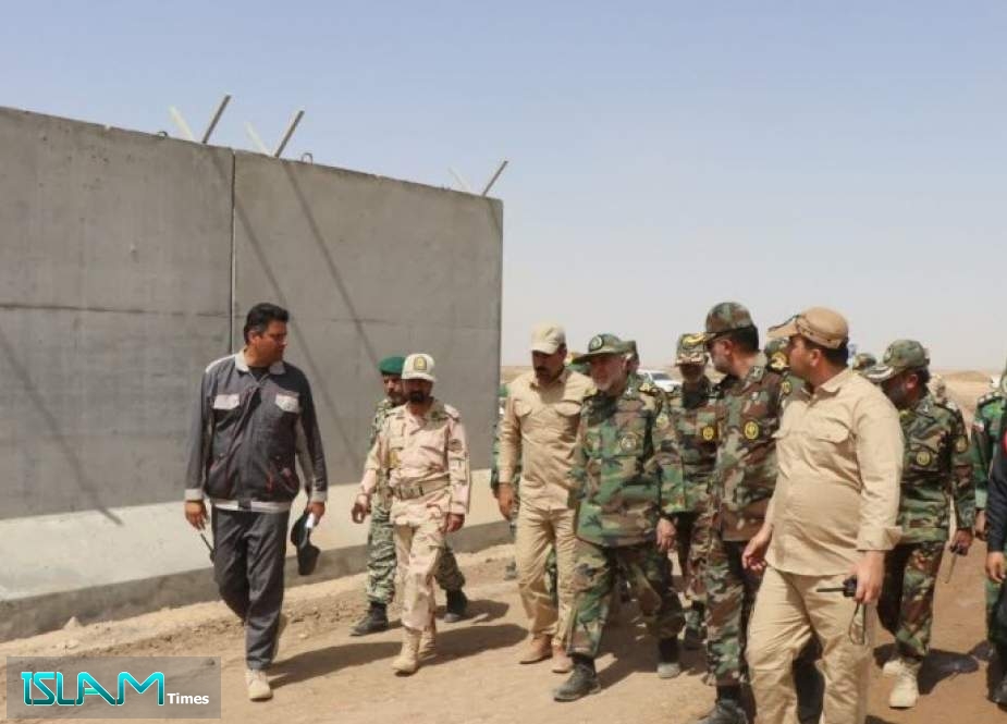 قائد القوات البرية للجيش يتفقد مشروع اغلاق الحدود الشمالية الشرقية للبلاد