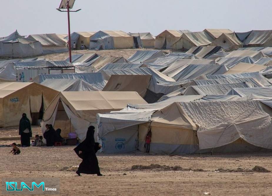 مغادرة نحو 700 عراقي من مخيم الهول