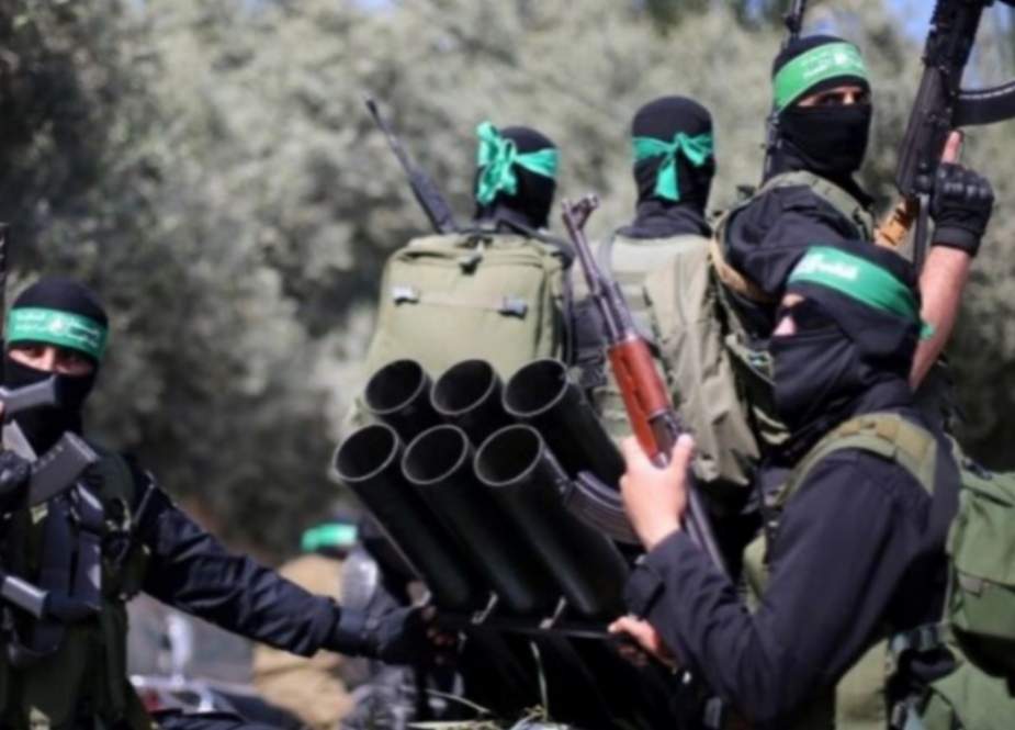 زمینی حملوں کے ساتھ ہی غزہ کے نواحی علاقوں میں صیہونی فوج کے ٹھکانے پر القسام کا راکٹوں سے حملہ