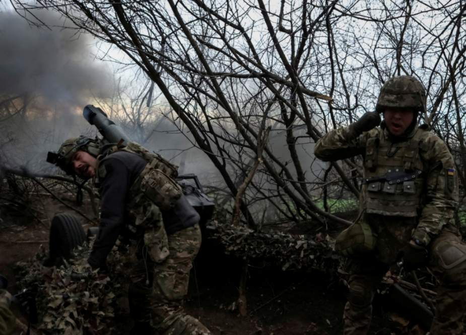 بعد عقد على فرضه.. الولايات المتحدة ترفع حظر التسليح عن كتيبة "آزوف" الأوكرانية