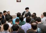 قائد الثورة الإسلامیة يحث على المشاركة الواسعة في الانتخابات