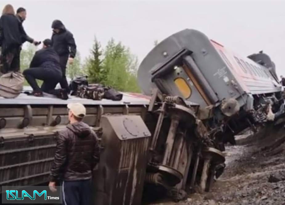 Two Dead, Dozens Injured in Train Derailment in Russia
