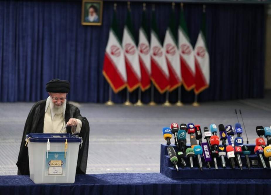 Leader of the Islamic Revolution Ayatollah Sayyed Ali Khamenei cast his ballot at a polling station in Tehran