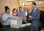 سوريا: الأسد يدلي بصوته في انتخابات مجلس الشعب بالعاصمة دمشق