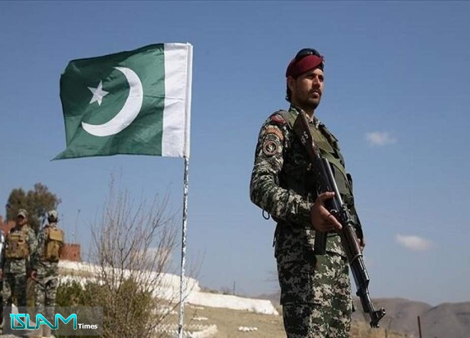 Pakistan Army Says Eight Soldiers Killed in Attack on Base