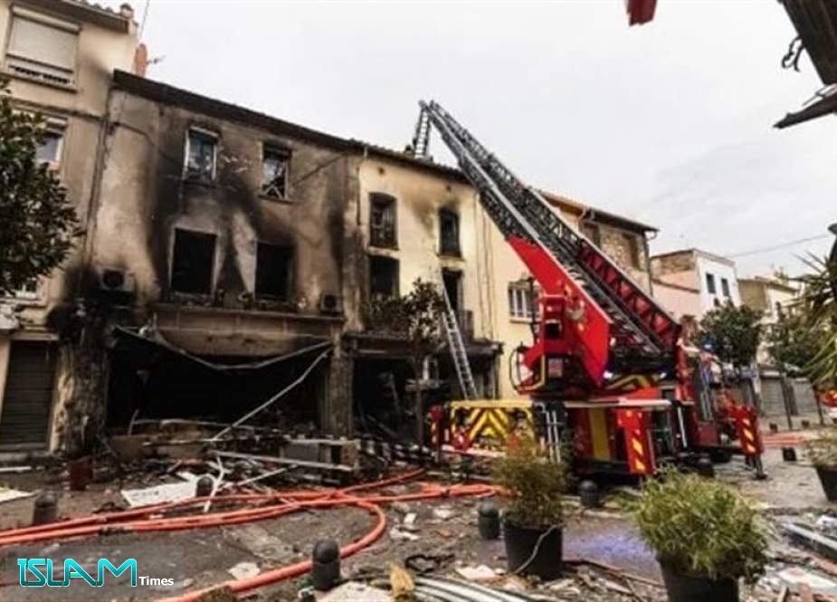 Seven Killed in Building Fire in France