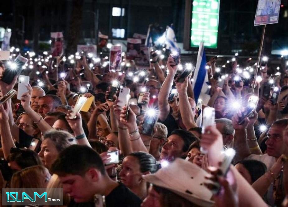 Israelis Stage Massive Anti-Netanyahu Protests